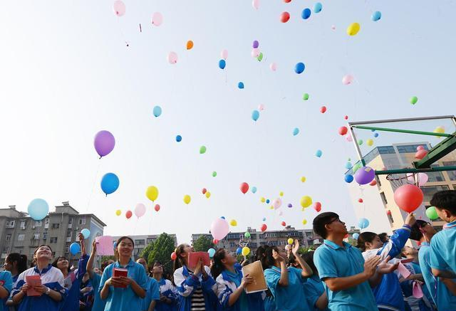 『』职场中为什么会被孤立？一句话看透事实本质