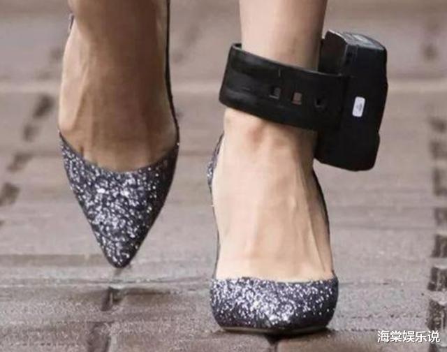 「孟晚舟」孟晚舟5月27日庭审：穿高奢成衣接受采访，戴脚镣却一脸自信优雅