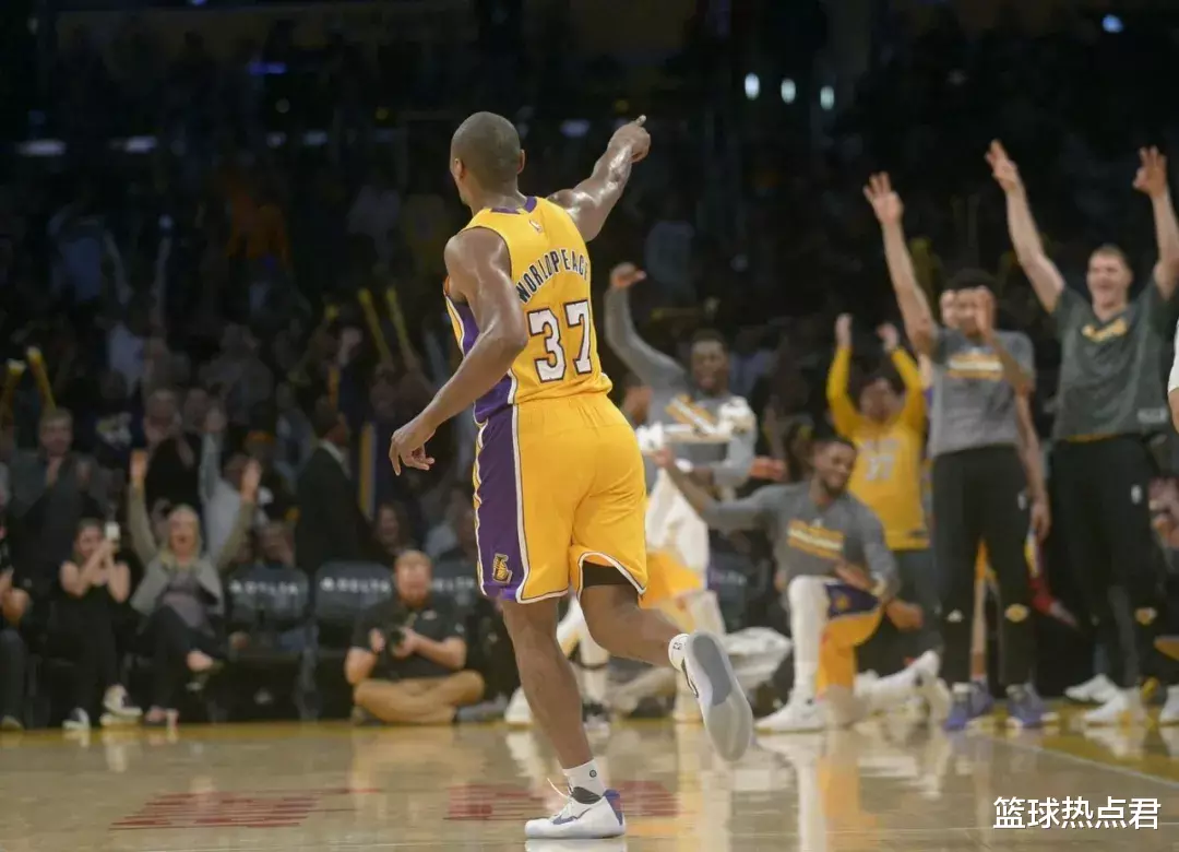 『慈世平』重磅!慈世平宣布再度改名!为了漂亮老婆真是拼了啊!