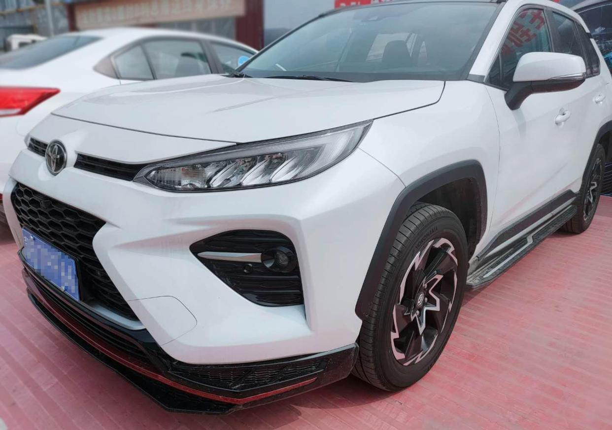 奔驰S级|丰田终于亮剑!入门171马力,静如高铁零噪音,满油1000km好评多