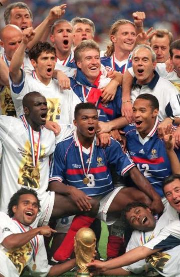 『世界杯』过去6届世界杯的最强冠军球队，不是02年巴西，队中天才也坐板凳