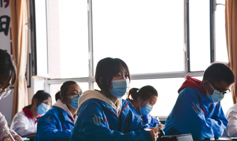 学霸：“学霸，我和你的差距太大了，复读再努力吧！”考生怎么这样想？