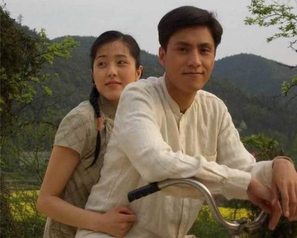 影帝|她是中戏200年一出的校花，2位前任均是影帝，今44岁却仍孤身一人