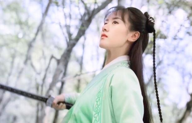 袁冰妍|《琉璃》袁冰妍十世造型，褚璇玑最仙，战神最飒，女帝最惊艳