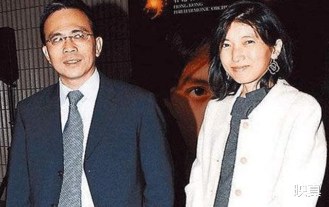 映真|李嘉诚大儿媳：婚礼花400万摆喜酒，为李家改名生下长房长孙