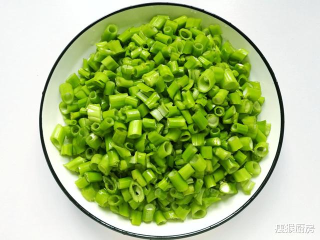 西红柿@这菜被誉为“奇蔬”，钙是西红柿的12倍，价格便宜，现在吃正当季