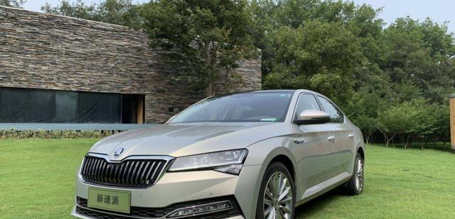 「斯柯达速派」斯柯达速派TSI330舒适型裸车13.78万值得买吗？看完就明白了！