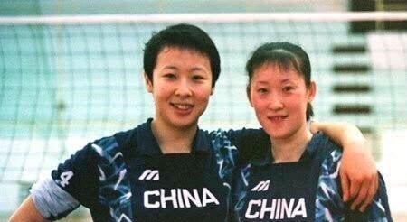 宋妮娜■40岁前女排国手，被誉为“花之秀”，退役嫁给教练，今发福成大妈