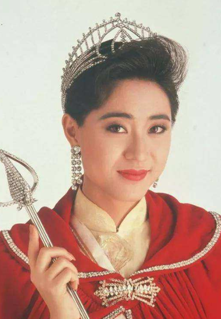 陈法蓉|陈法蓉：为刘德华退赛环球小姐，4段感情坎坷，54岁现状如何