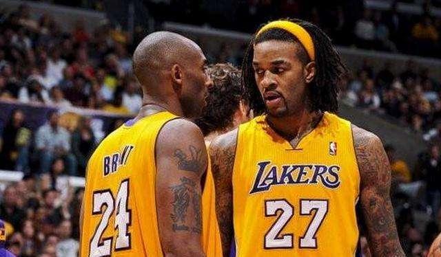 斯科拉里▲比乔丹狠毒十倍！林书豪上节目爆料，揭露了科比不为人知的一面！