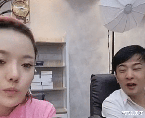 #李佳琦#网友吐槽辛巴直播“模仿”李佳琦，听到他的回答，瞬间路转粉