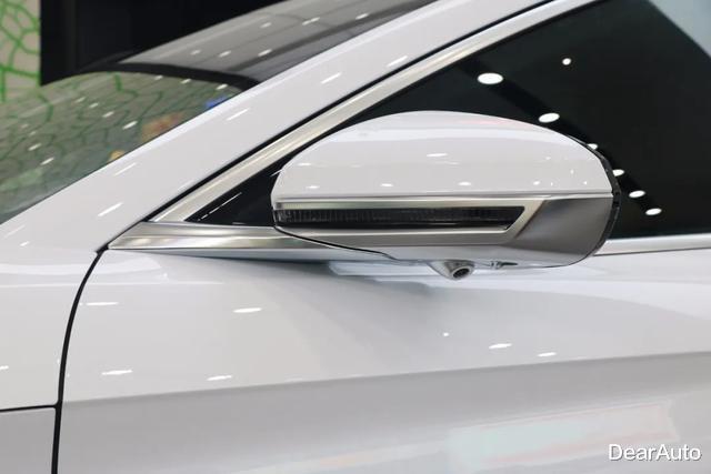 「比亚迪汉」静态体验比亚迪汉EV，多项“黑科技”加持，零百加速3.9秒