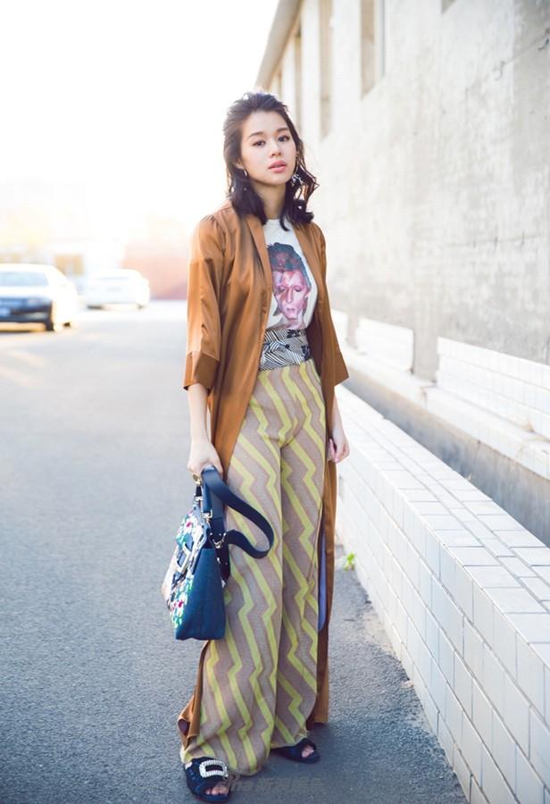 发型|中年女人不想因发型“显老”，这5款发型尽量避开，美的更自信