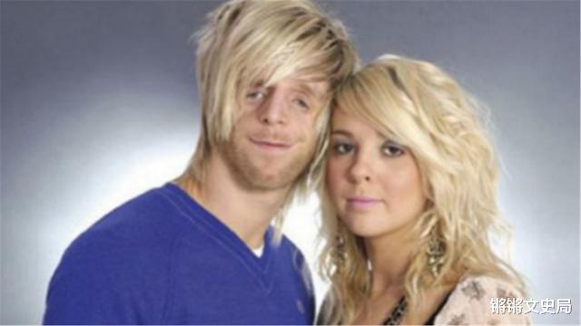 锵锵文史局|男子天生脸部畸形,靠才华娶得美貌妻子,不顾反对再生畸形儿