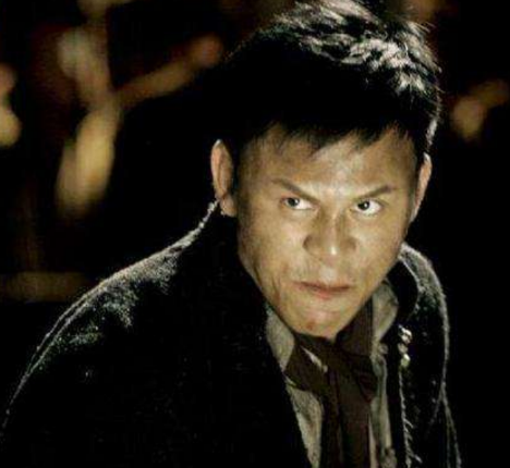 『周星驰』他被周星驰“一手捧红”，如今身价5000万的他，唯独听命于星爷一人！