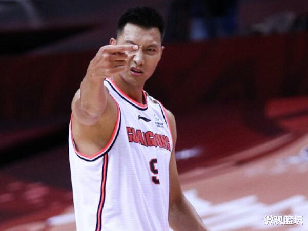 杜锋|22分大败！辽篮输球罪人曝光，11中2像卧底，杜锋高喊：他没防守