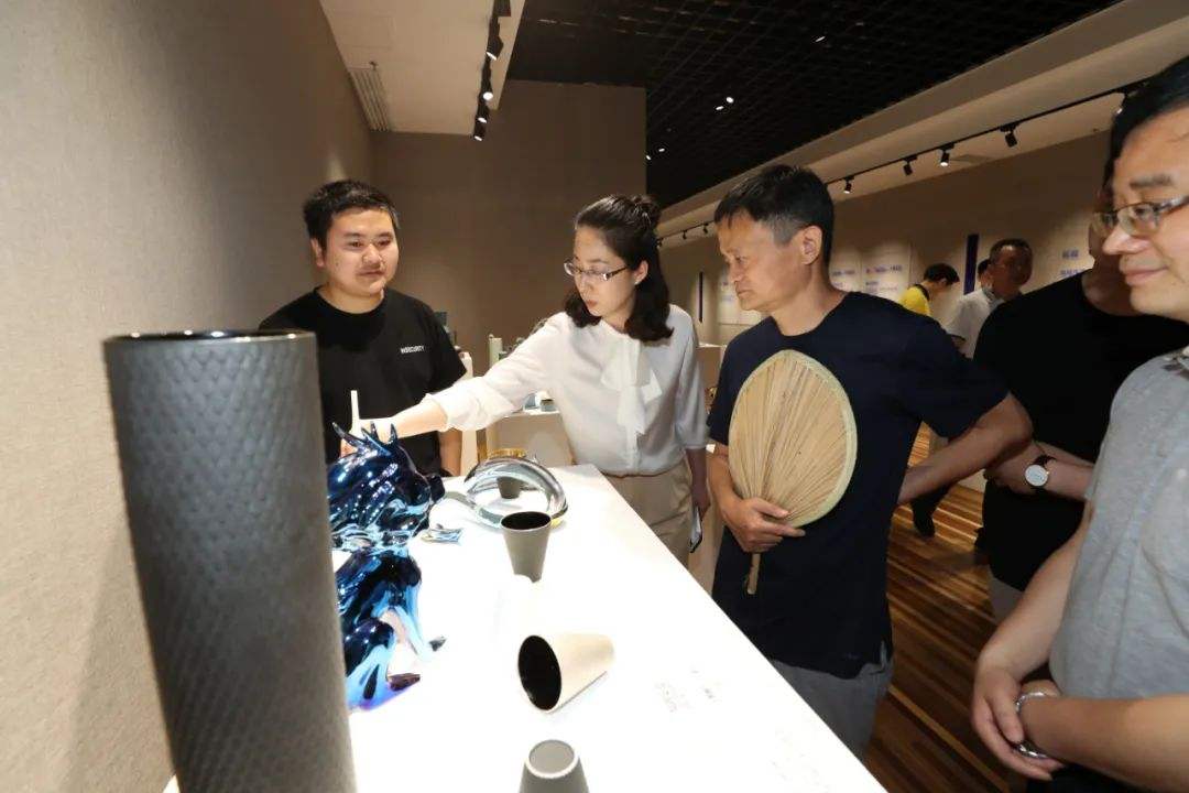 「」马云再次“预言”：未来4种职业可能会失业，包括你的行业吗？