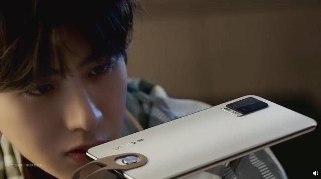 电子商务|vivo S7携手蔡徐坤，邀你一起开启黄金周活动