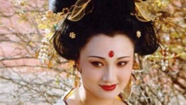 向往的生活|当年因太漂亮被人暗算，差点割掉鼻子的80年代第一美女，如今怎样