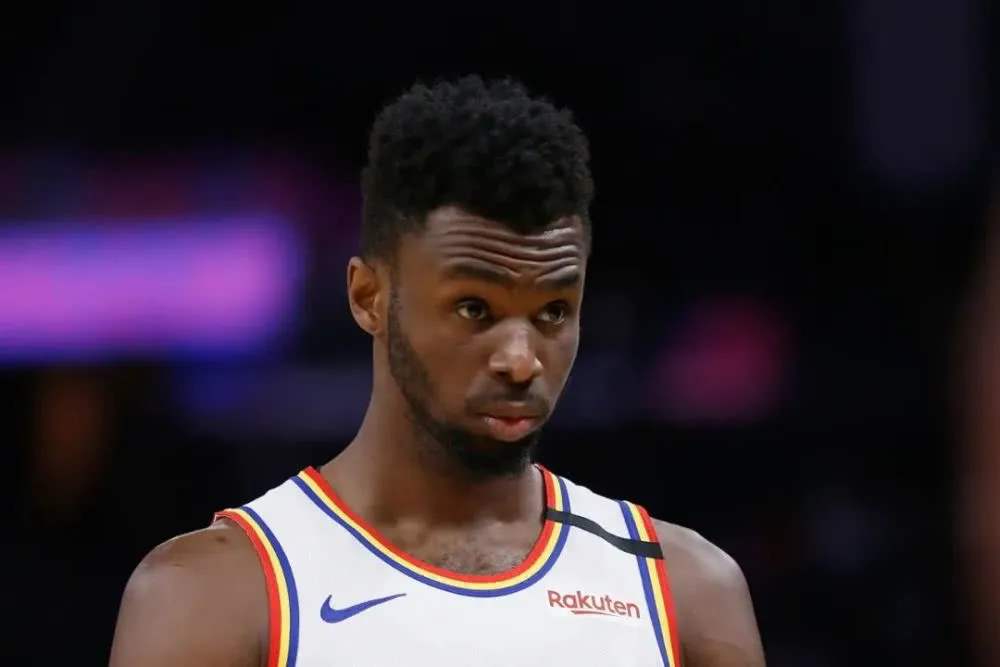 「勇士队」2换2！维金斯又得走人！盖帽王空降旧金山？勇士补强两大软肋