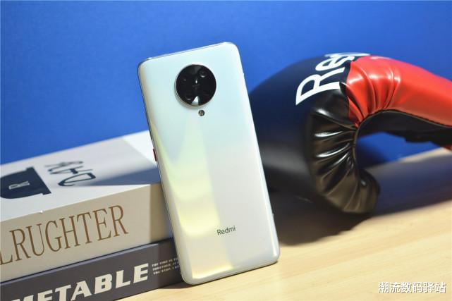 红米手机|卢伟冰全力反击,红米K30Pro沦为“清仓价”,网友:终于盼到了!