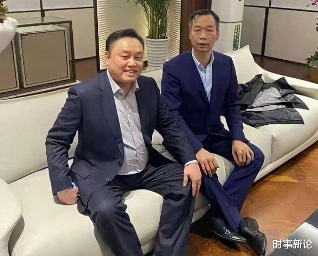 黄光裕 前首富黄光裕出狱照曝光：眼里没了“杀气”，性格也变得温和许多