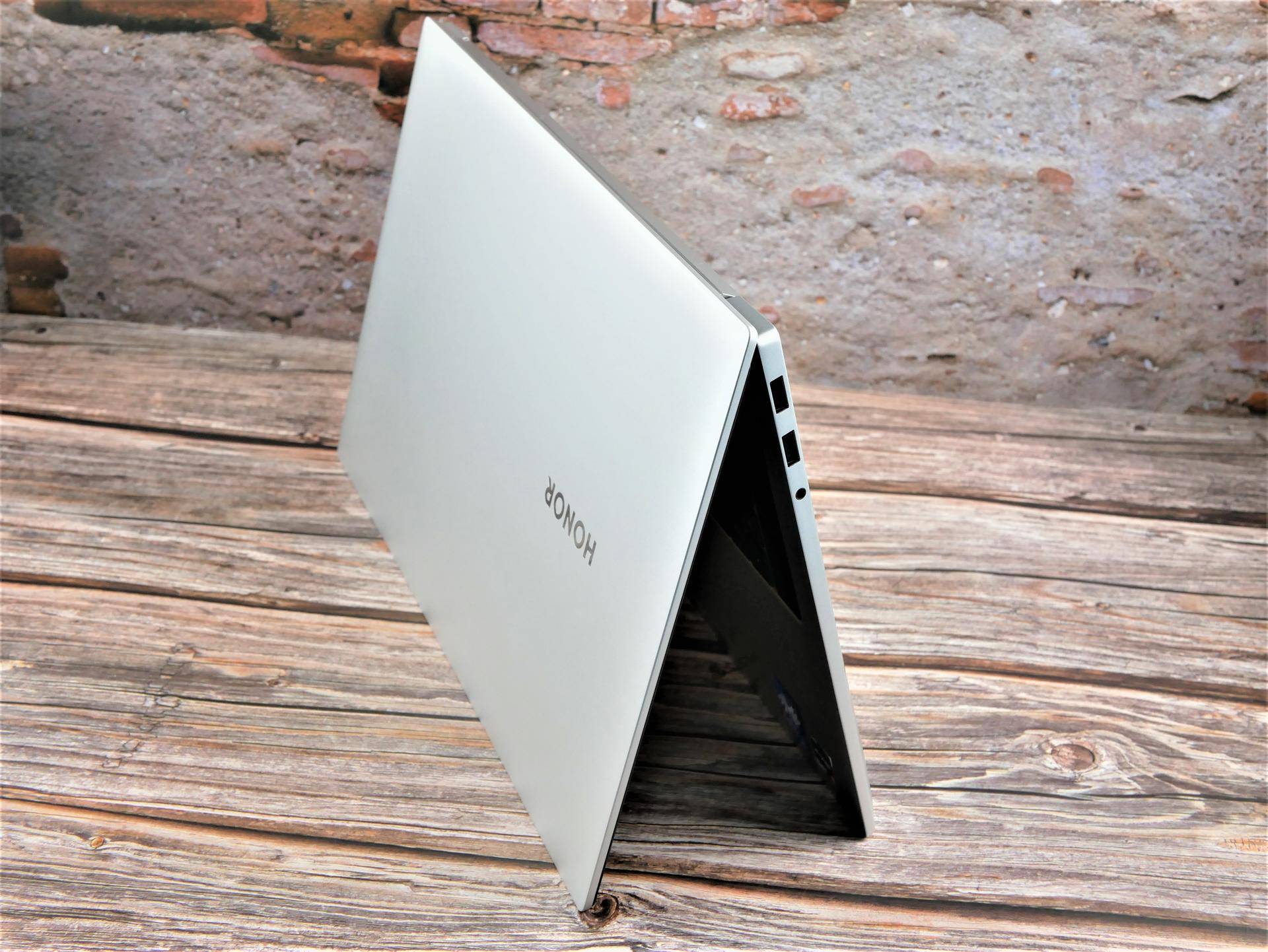 荣耀|A+生产力如何体现？MagicBook Pro体验，多屏协同让工作效率翻倍