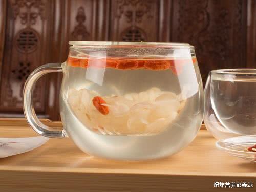 「营养膳食」西洋参的黄金搭档被发现了，经常一起泡水喝，养阴益胃、补肝肾