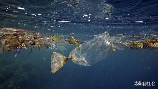 |卫星拍到惊人一幕！400万吨“巨兽”逼近中国，我们该如何“打怪兽”？