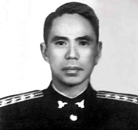 蒋介石|他原是国军名将，却被蒋介石枪决，临终前高呼“共产党万岁”