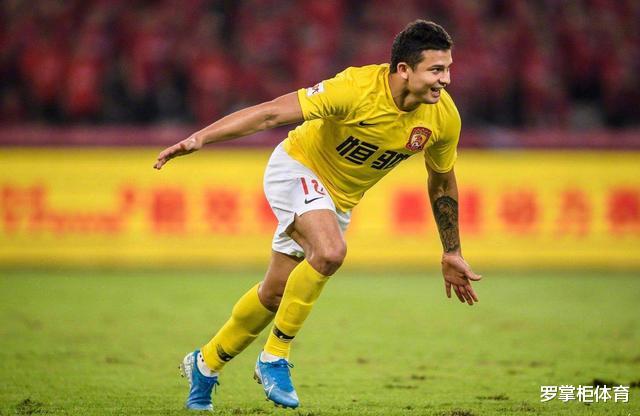 #广州恒大#有钱也不能任性?恒大原计划私人飞机接回球员,如今被迫重做调整