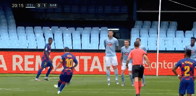 『维戈塞尔塔』梅西戏耍塞尔塔全队，所有人都以为他要射门，他却不按套路出牌