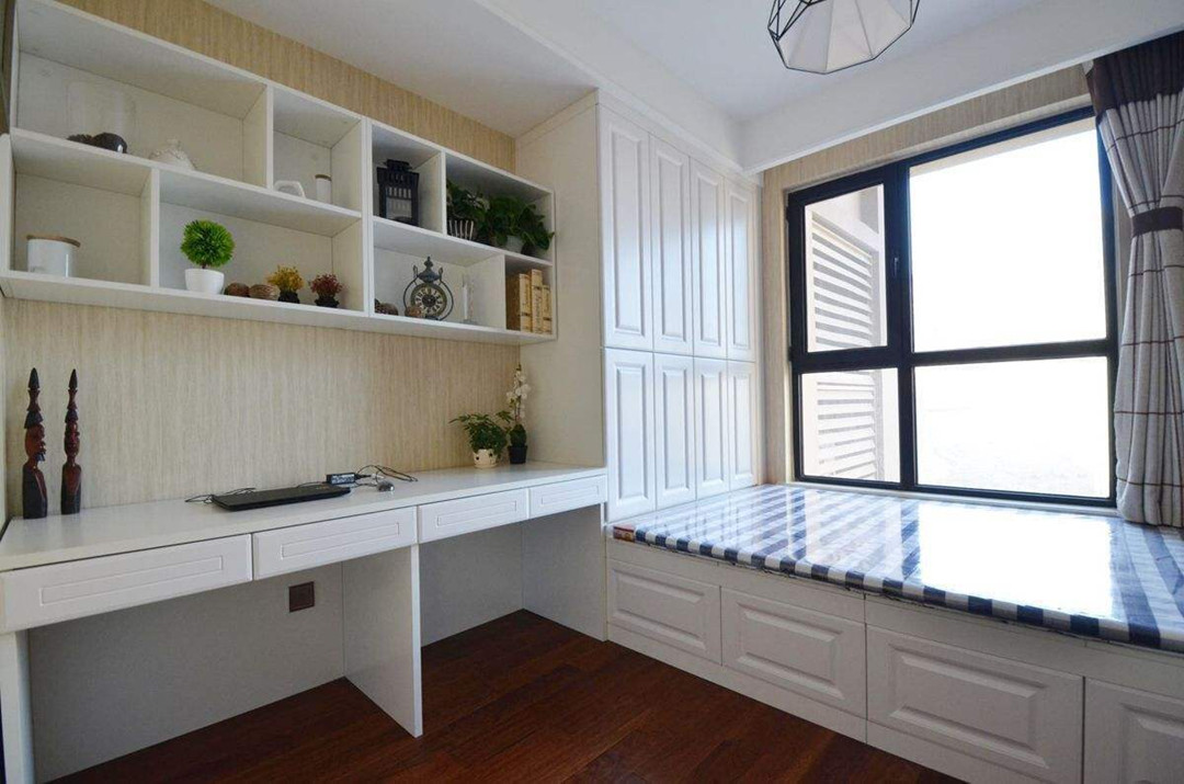 大地色：榻榻米别再设计这些功能了，易发霉还容易生虫，没啥用还浪费钱