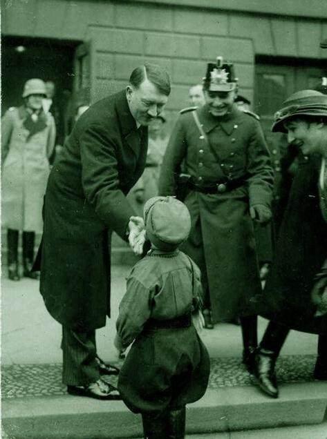 张乐行|德国人到底恨不恨希特勒呢?