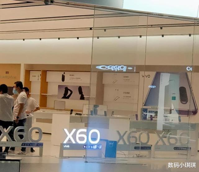 纳米|国产首款居中打孔屏来了！5纳米处理器跑分70万，比A14还猛？