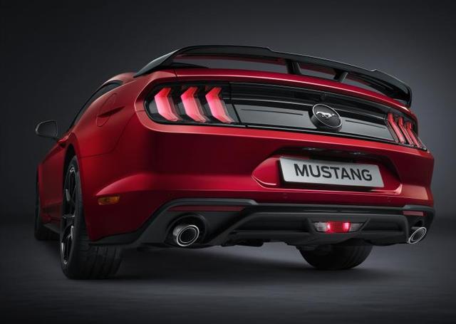 「福特」299马力+10AT的“野驴”，购买门槛再降低，福特真挺懂中国人的