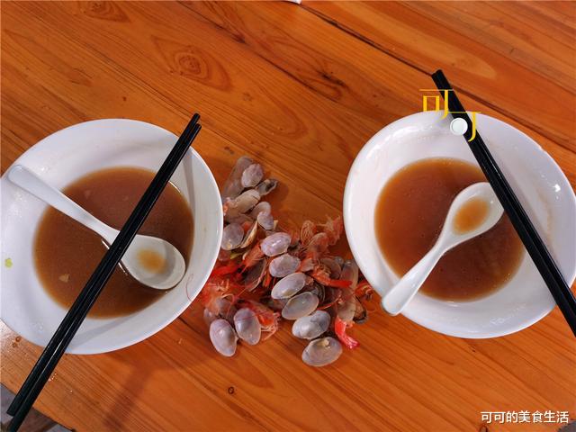 鸡蛋面|象山东旦村吃25元一碗的海鲜面当早餐，你说贵还是不贵？