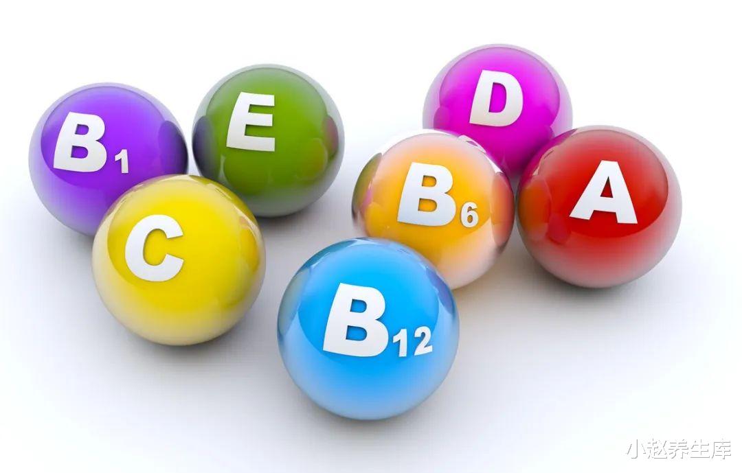 「熬夜」脑梗的“祸首”被揪出，不是吸烟喝酒，提醒：4个习惯尽早改掉！