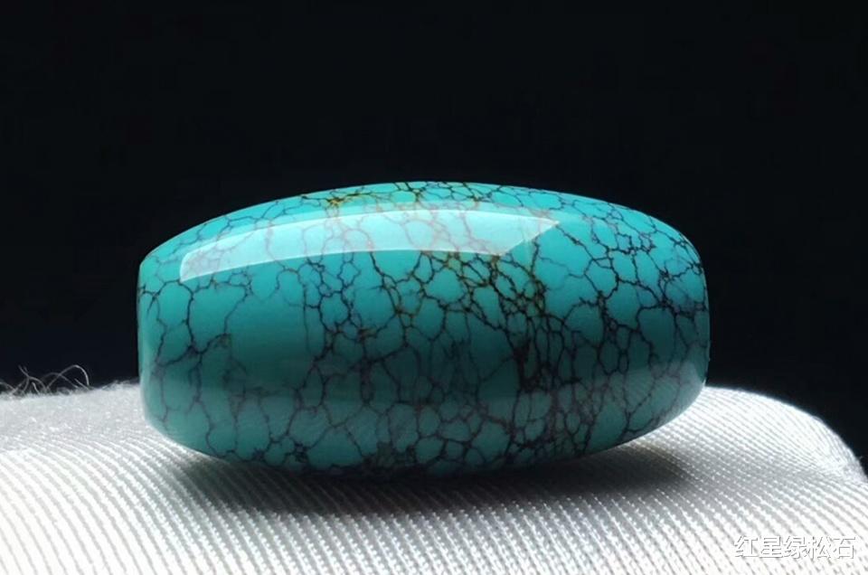 【绿松石】绿松石品质好不好，看这几点就够了，学会就是文玩行家