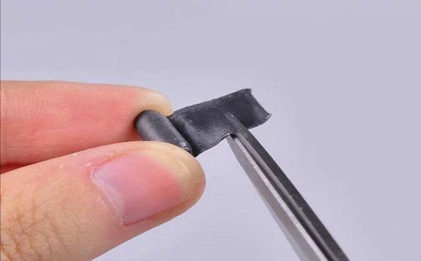 饵料|野钓钓鱼怎么去找底，怎么调漂？