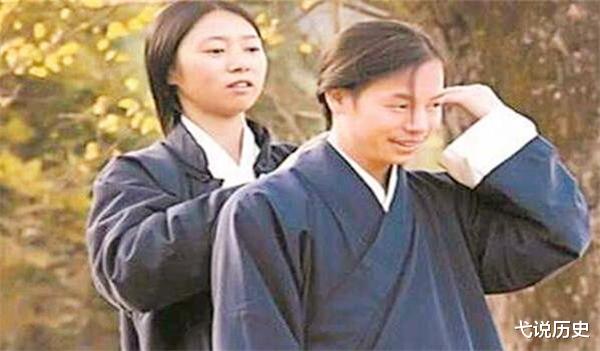 弋说历史|男子隐居海拔千米深山8年，与女弟子结婚生娃，如今现状如何？