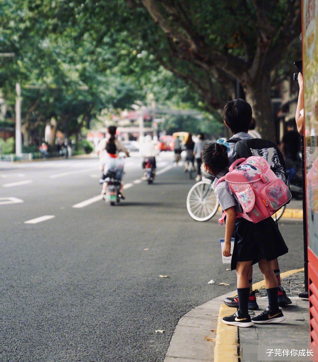 孙俪|孙俪发消息说31个字引21万赞,邓超:可以给我一点隐私吗?