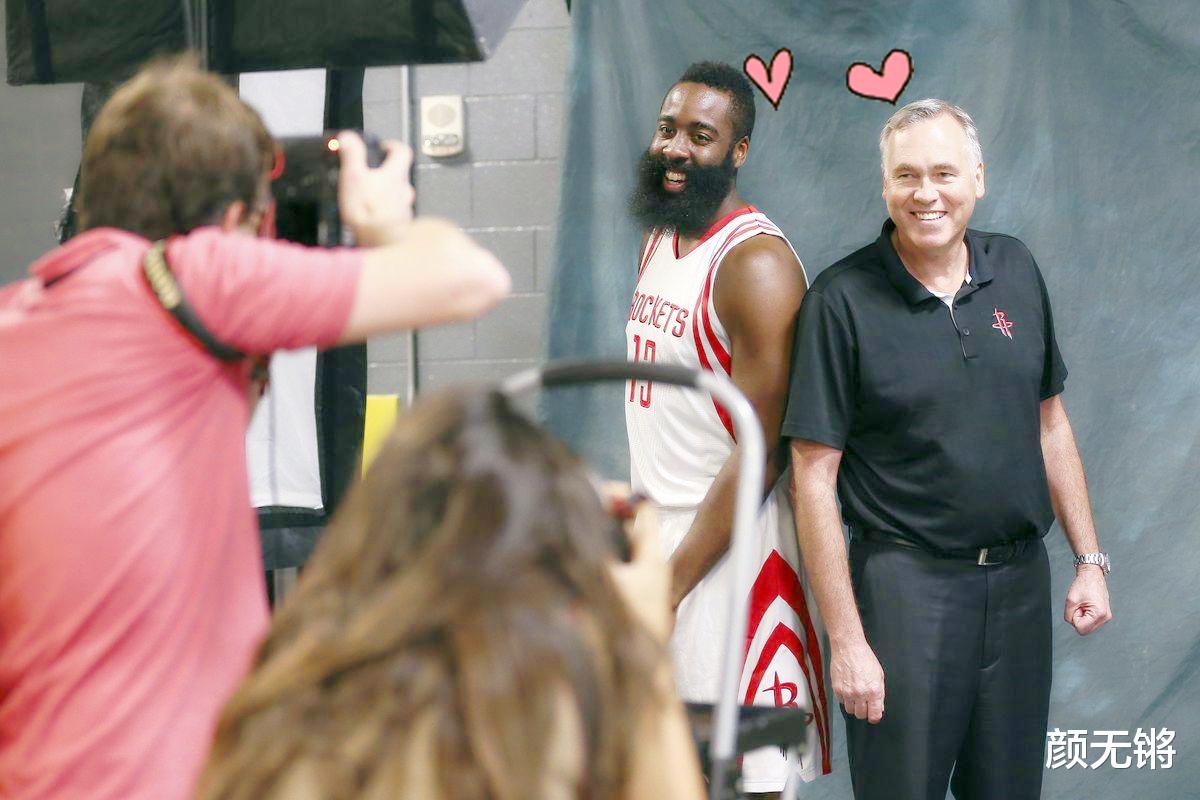 詹姆斯·哈登|哈登被交易有望完成一項神跡 科比喬丹都沒做到！他只需一場瘋狂