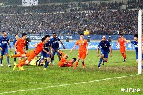 「山东鲁能」鲁能旧将喜得千金！头球绝杀力挽狂澜夺冠，感动山东球迷泪洒看台