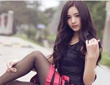 迈克·泰森@与泰森亲密接触的中国女主持，26岁依旧单身，直言喜欢强壮男友