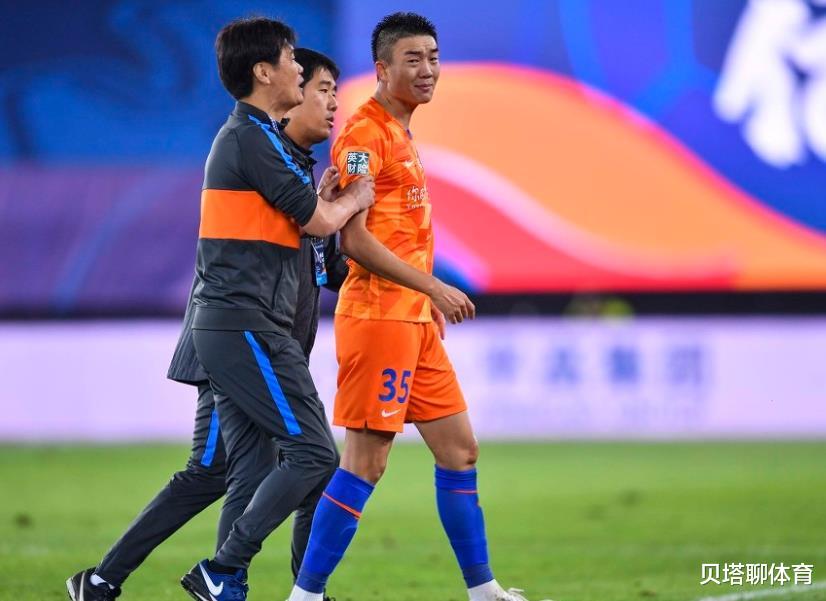 中超|恒大2-1鲁能又一次引众怒!戴琳:裁判你瞎啊?我这才是红牌