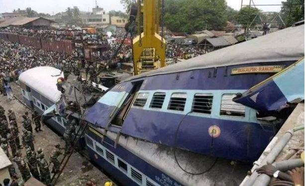 「印度」印度出资百亿求助中国，却被拦在门外，中国这次为何拒绝出手？