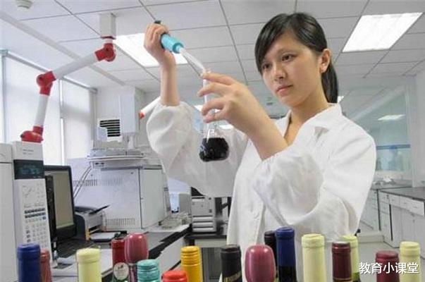 大学|大学“亮红牌”的4个专业，毕业后悔的人最多，明年志愿谨慎报考