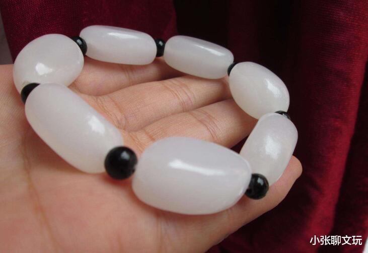 文玩|文玩市场遇见这些玉石绕道走，买一个坑一个，这九种“假”玉石千万不要买