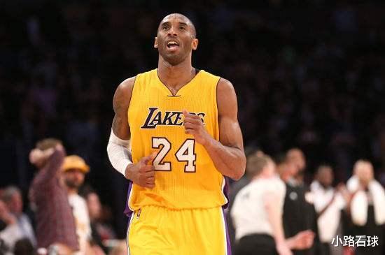 【科比·布莱恩特】难怪科比离世霍华德痛哭，9个月前科比的1个决定，真的彻底拯救了魔兽
